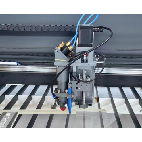 CO2 lézer plotter 130W UG-1325L 250x130cm + Tartozékok